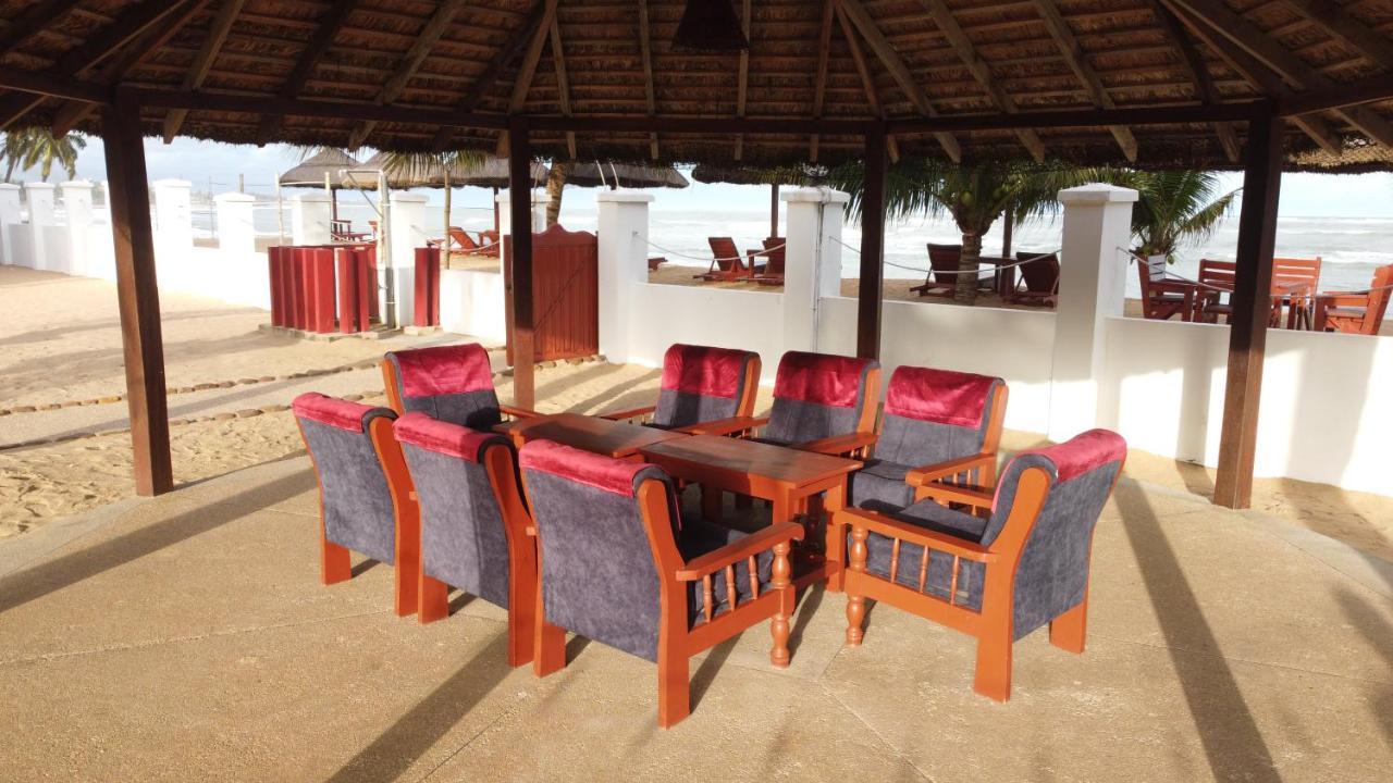 Charlestina Beach Resort Ampeni Exterior photo